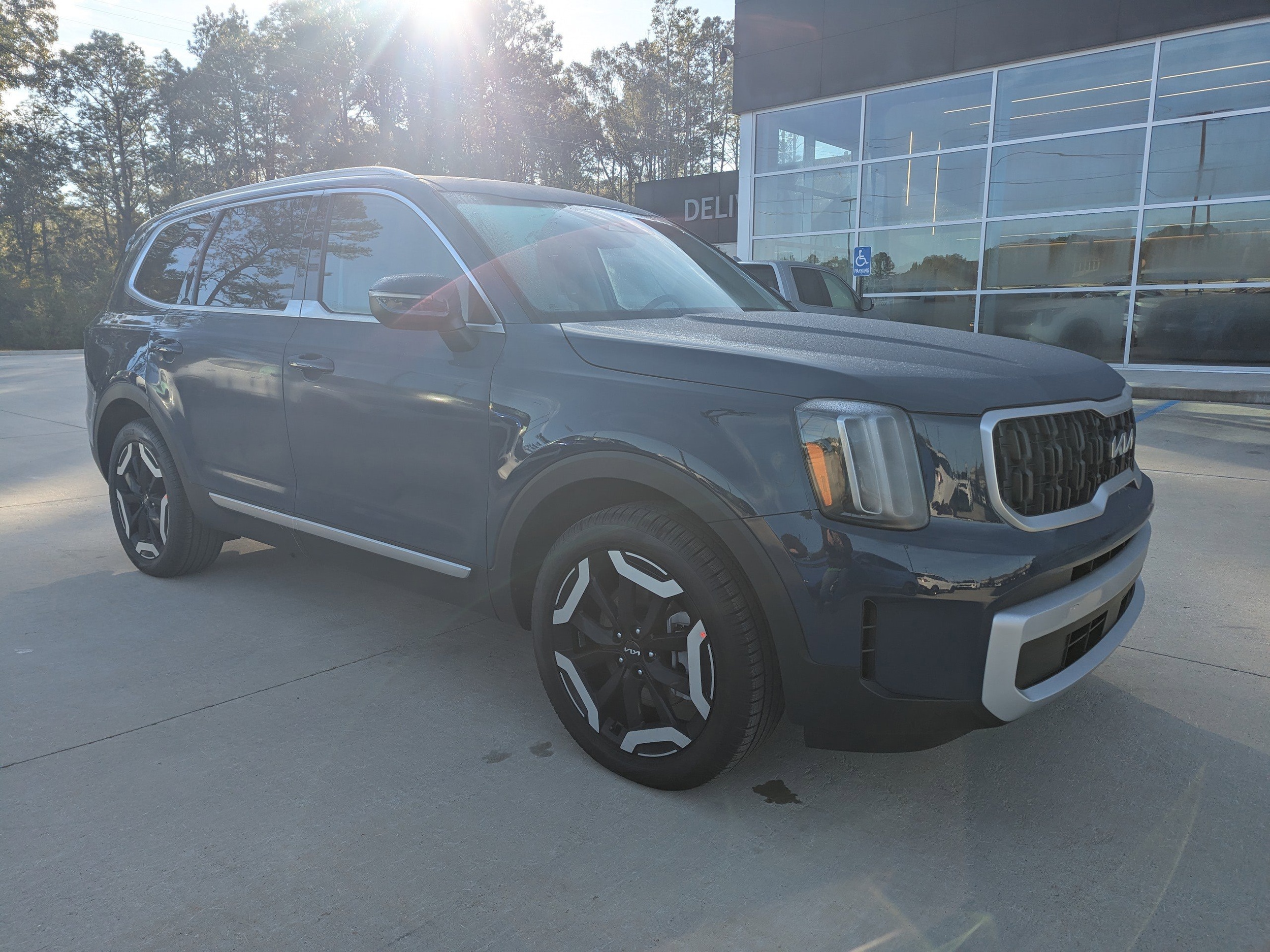 2025 Kia Telluride EX's photo