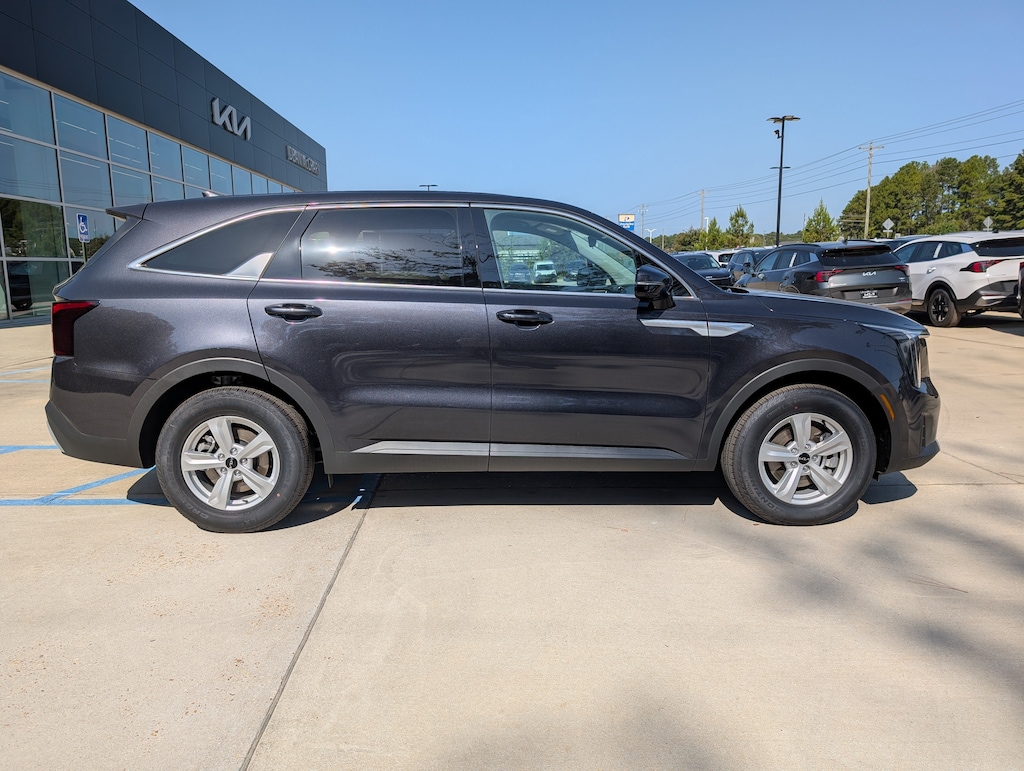 New 2026 Kia Sorento LX SUV