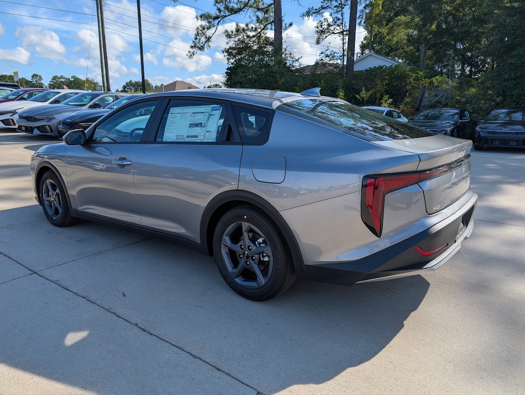 New 2026 Kia K4 LXS Sedan
