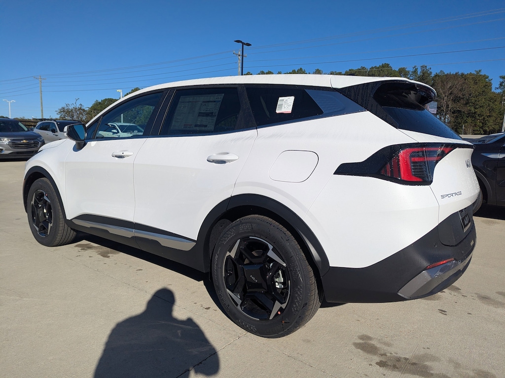 New 2026 Kia Sportage EX SUV