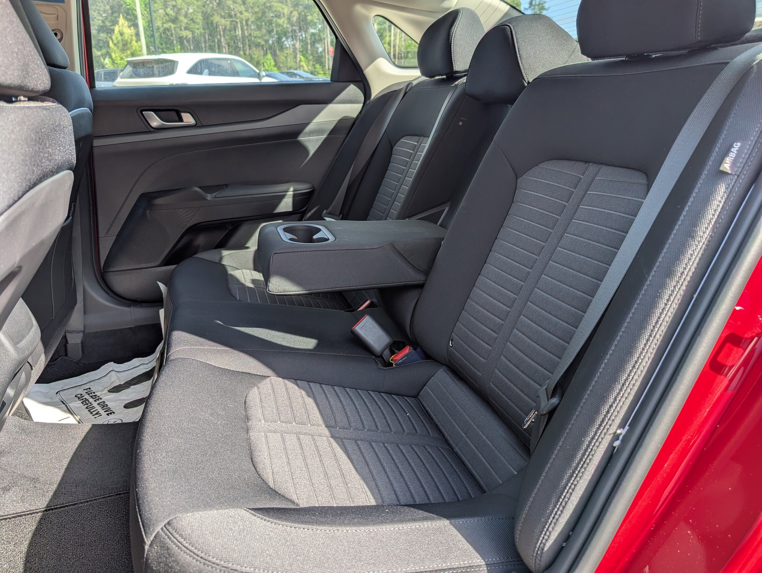 2025 Kia K5 LXS - Photo 28