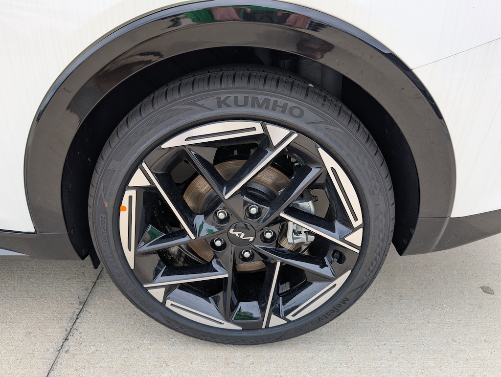 New 2026 Kia K4 GT-Line Sedan