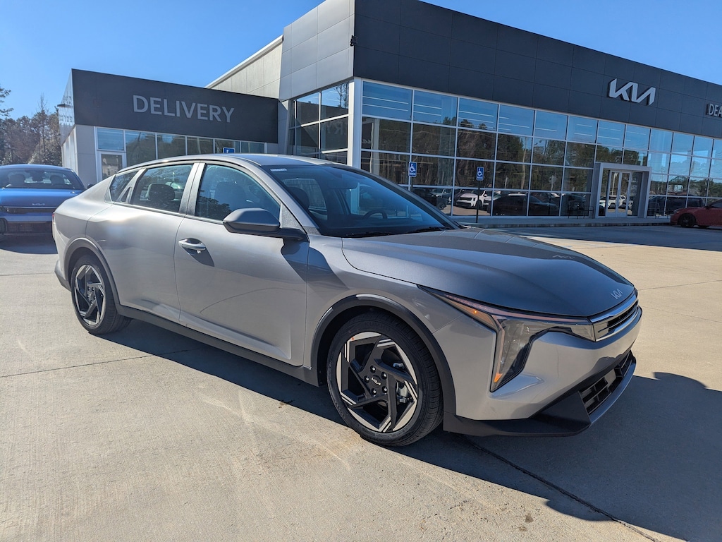 New 2025 Kia K4 EX Sedan