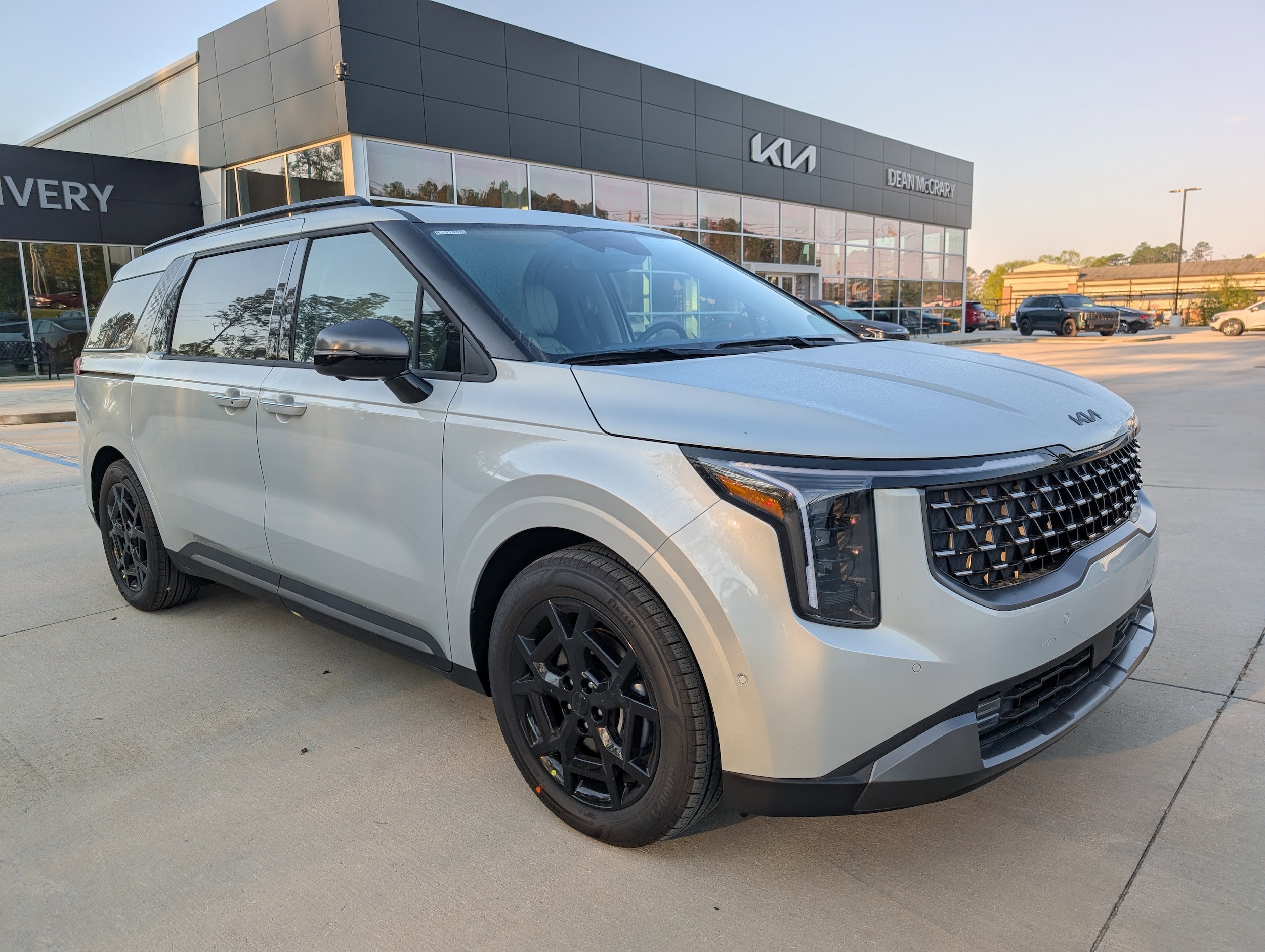 2026 Kia Carnival Van Passenger Van 