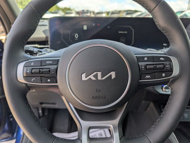 2025 Kia K5 GT - Photo 20