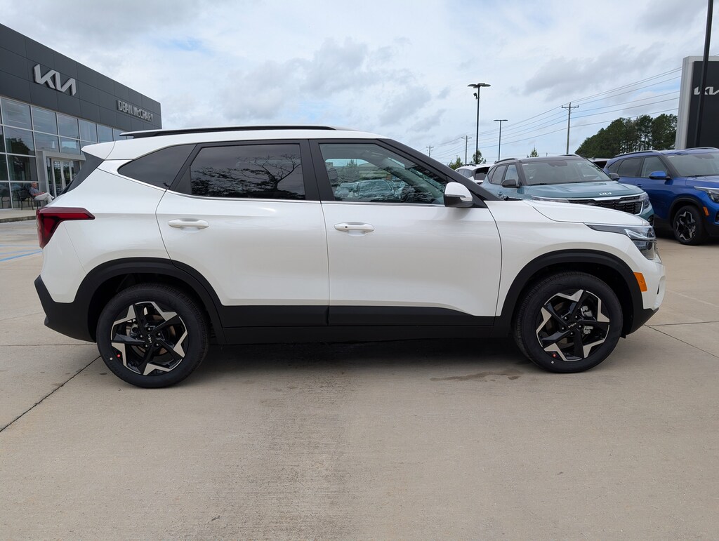 New 2026 Kia Seltos EX SUV