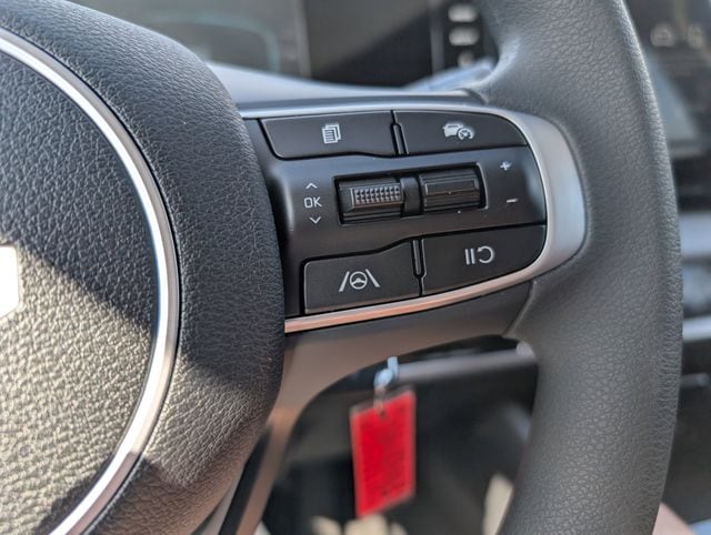 2025 Kia Sportage LX Hybrid - Photo 18