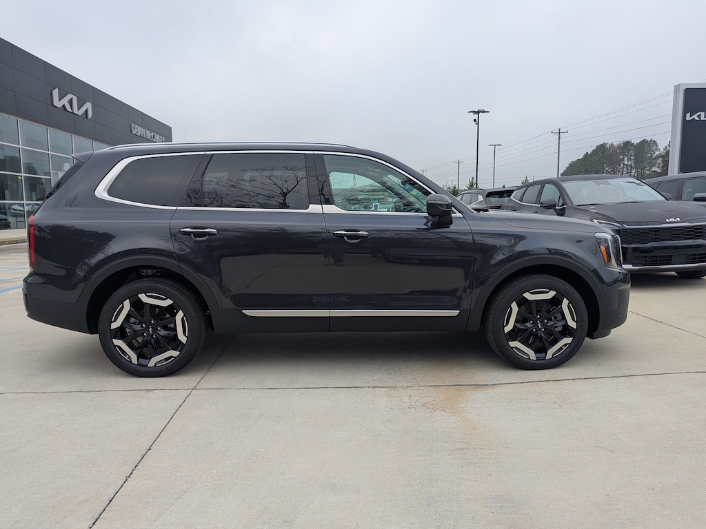 New 2025 Kia Telluride S SUV