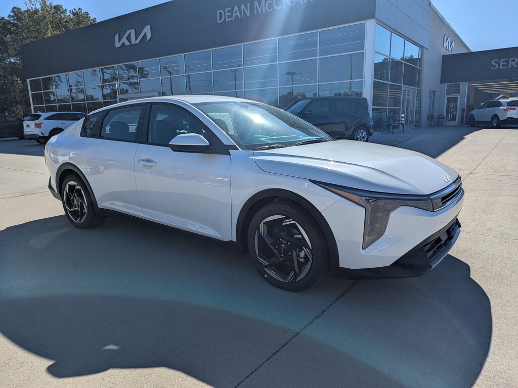 New 2025 Kia K4 EX Sedan