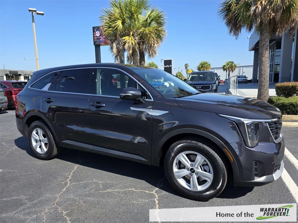 2026 Kia Sorento LX's photo