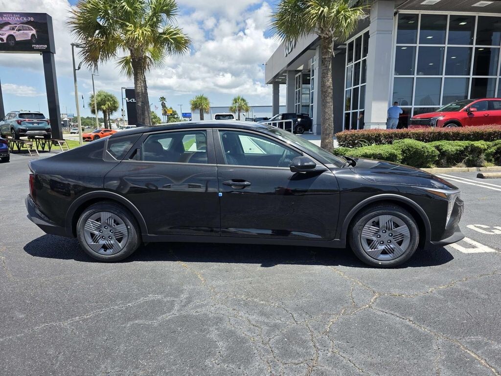 New 2026 Kia K4 LX Sedan