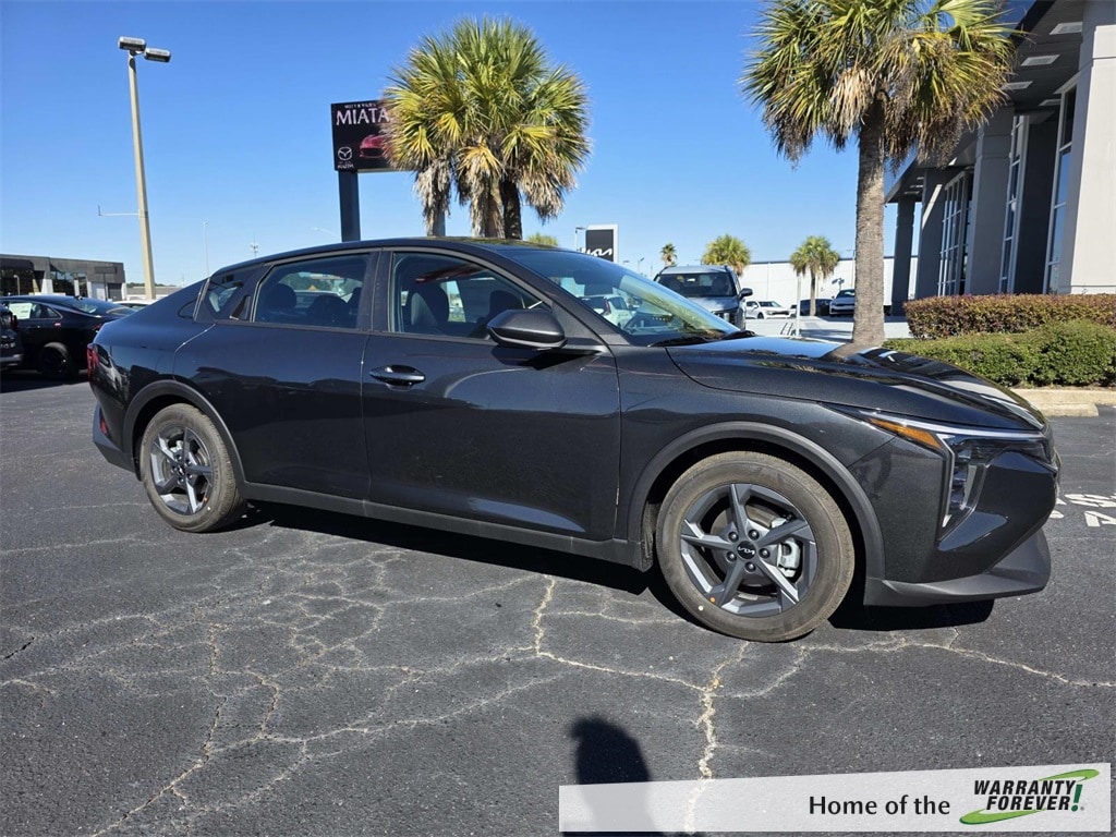 2025 Kia K4 LXS's photo