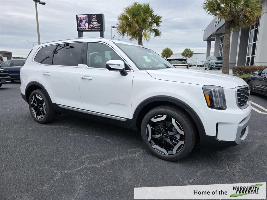 2025 Kia Telluride S's photo