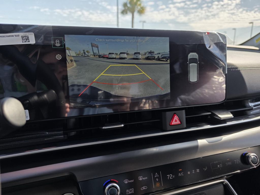 2026 Kia Carnival LX - Photo 11