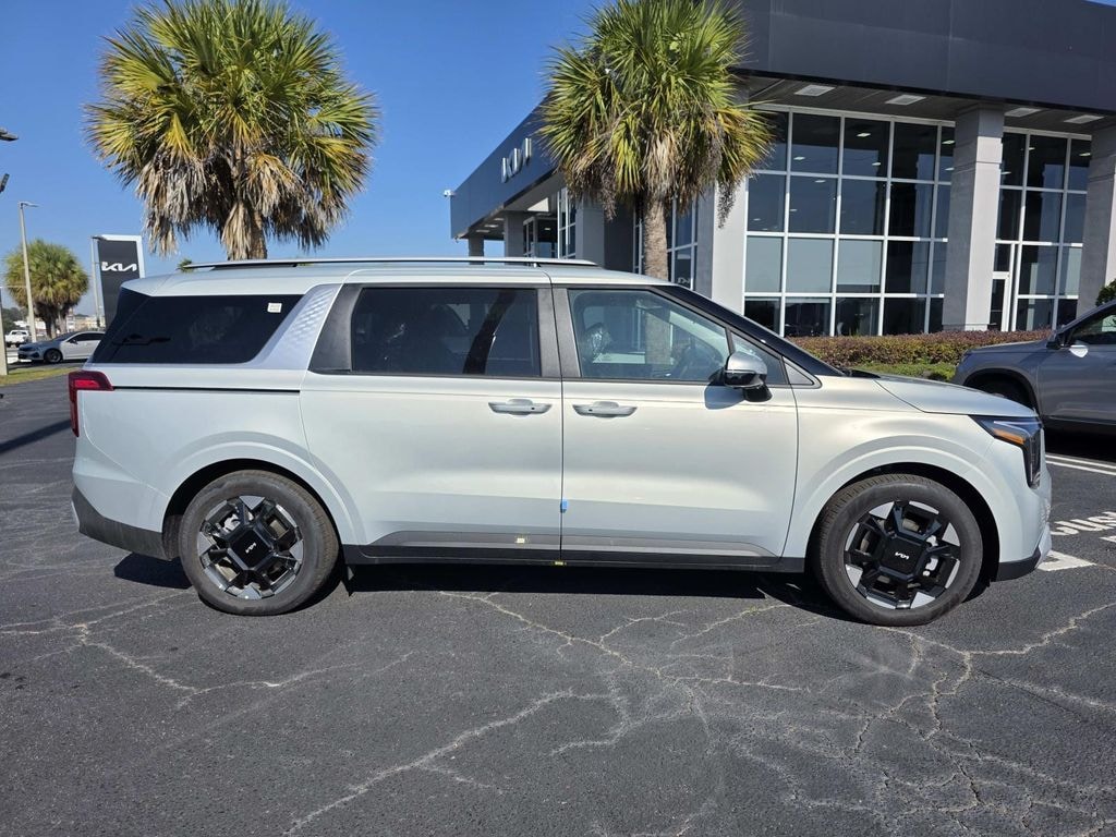 New 2026 Kia Carnival EX Van Passenger Van