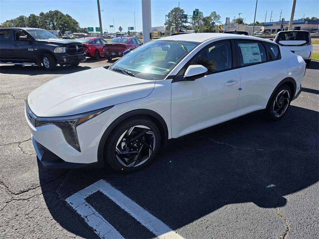 New 2025 Kia K4 EX Sedan
