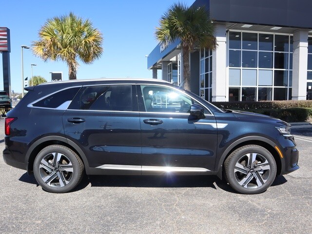 Used 2024 Kia Sorento EX Hybrid with VIN KNDRHDLG3R5248209 for sale in Mobile, AL