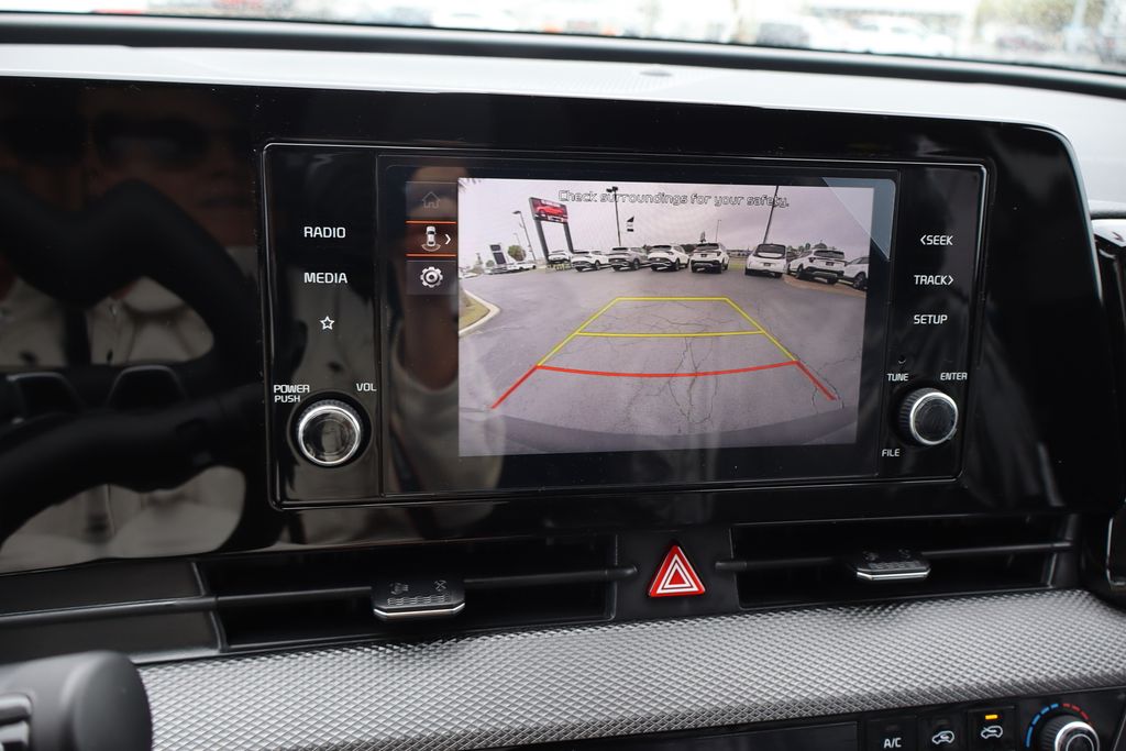 2025 Kia Sportage LX Hybrid - Photo 8