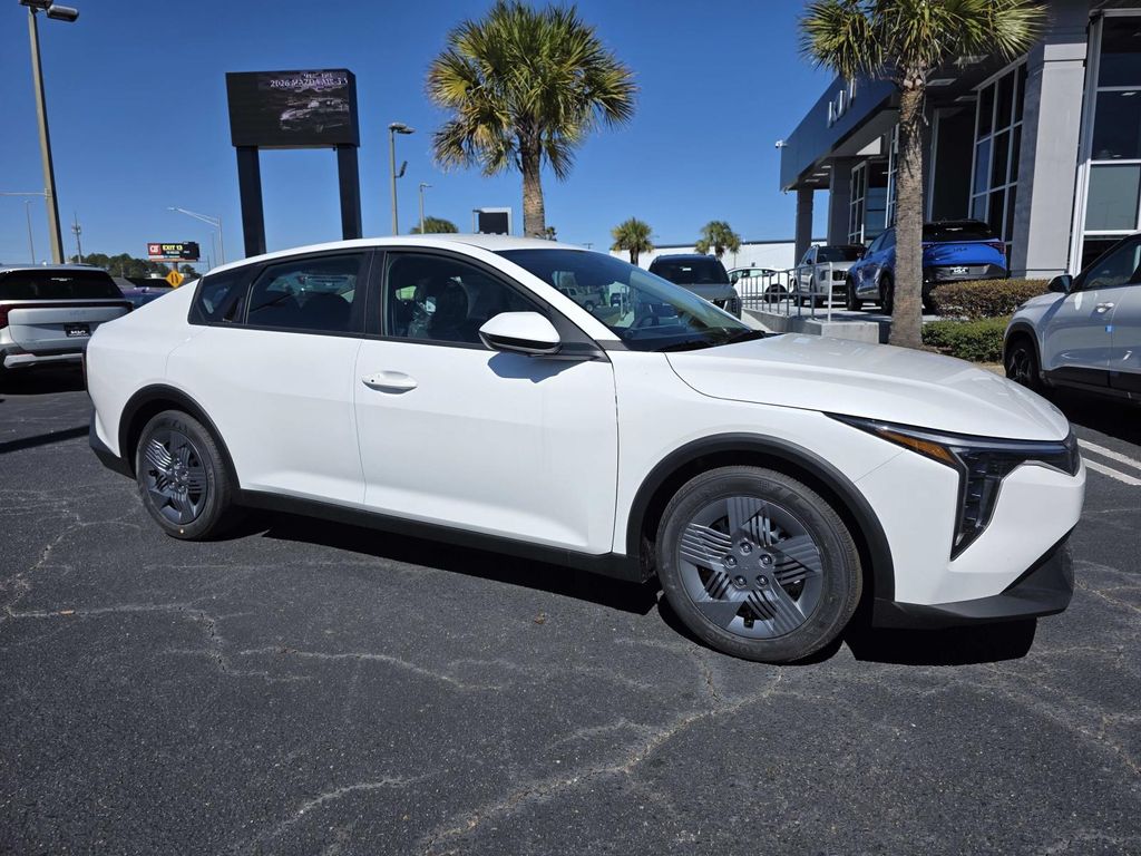 2026 Kia K4 LX