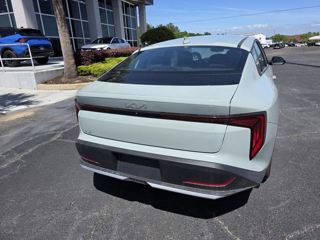 New 2026 Kia K4 LXS Sedan
