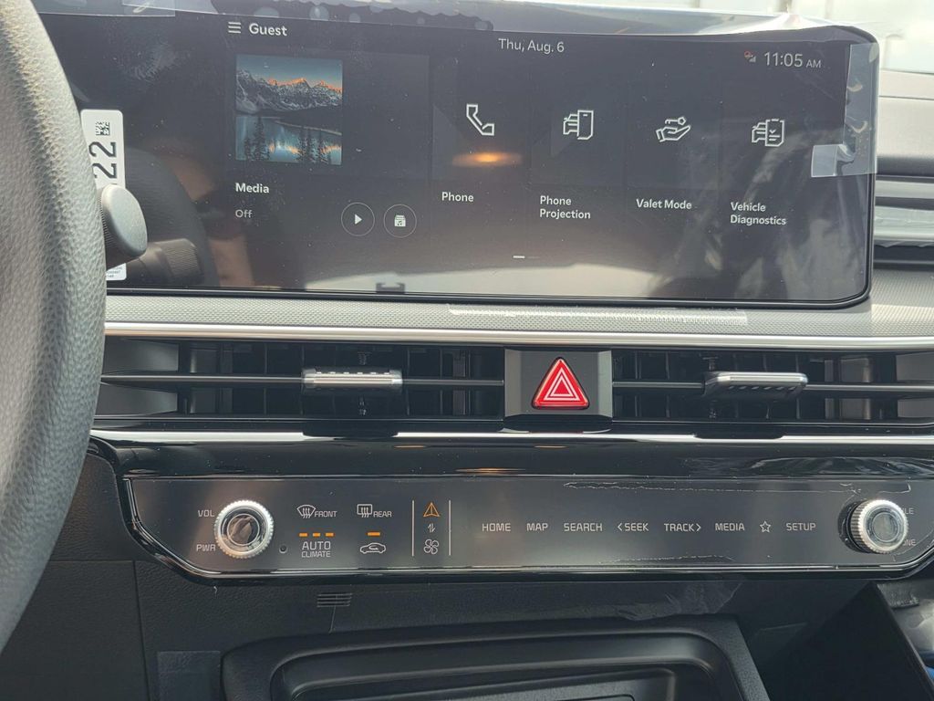 2026 Kia K5 LXS - Photo 6