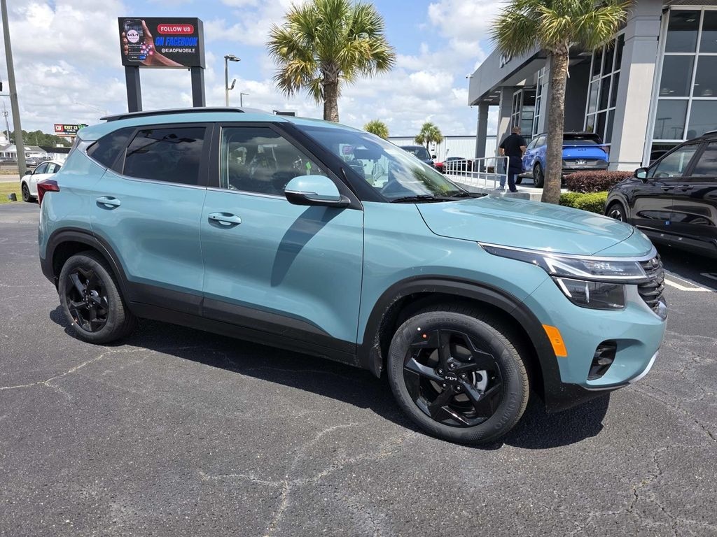 New 2026 Kia Seltos EX SUV