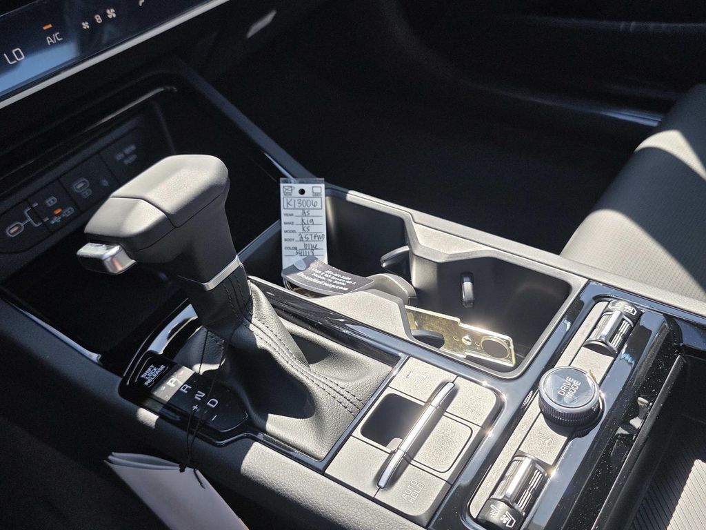 2025 Kia K5 GT - Photo 7