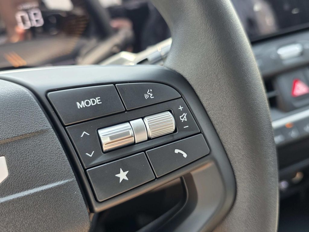 2026 Kia K4 LXS - Photo 10