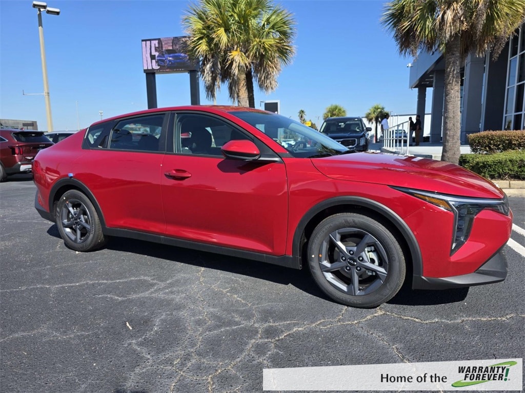 2025 Kia K4 LXS's photo