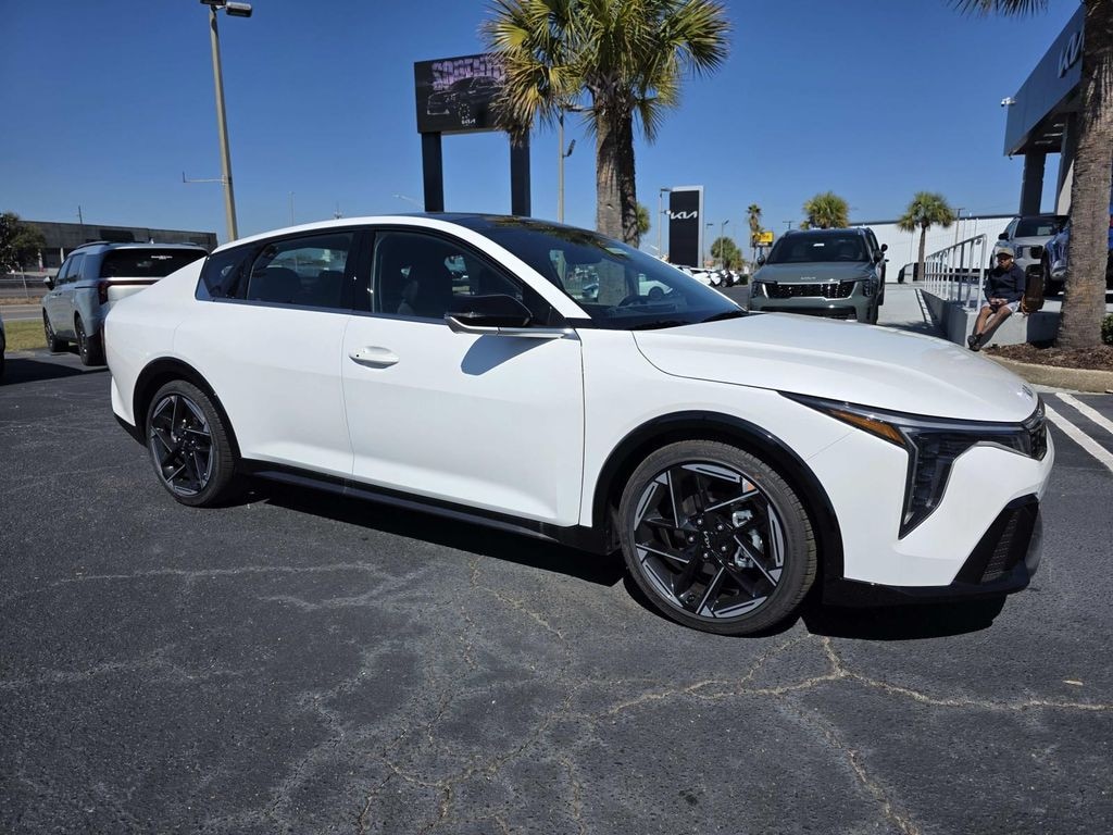 New 2026 Kia K4 GT-Line Sedan