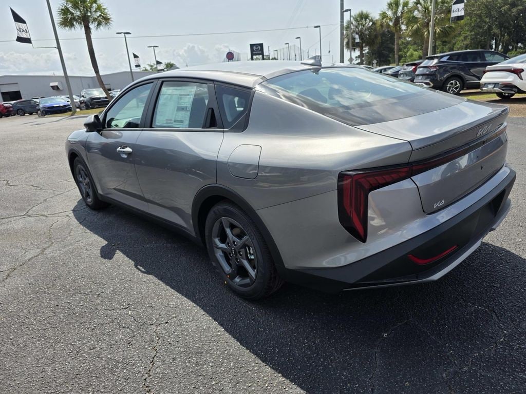 New 2026 Kia K4 LXS Sedan
