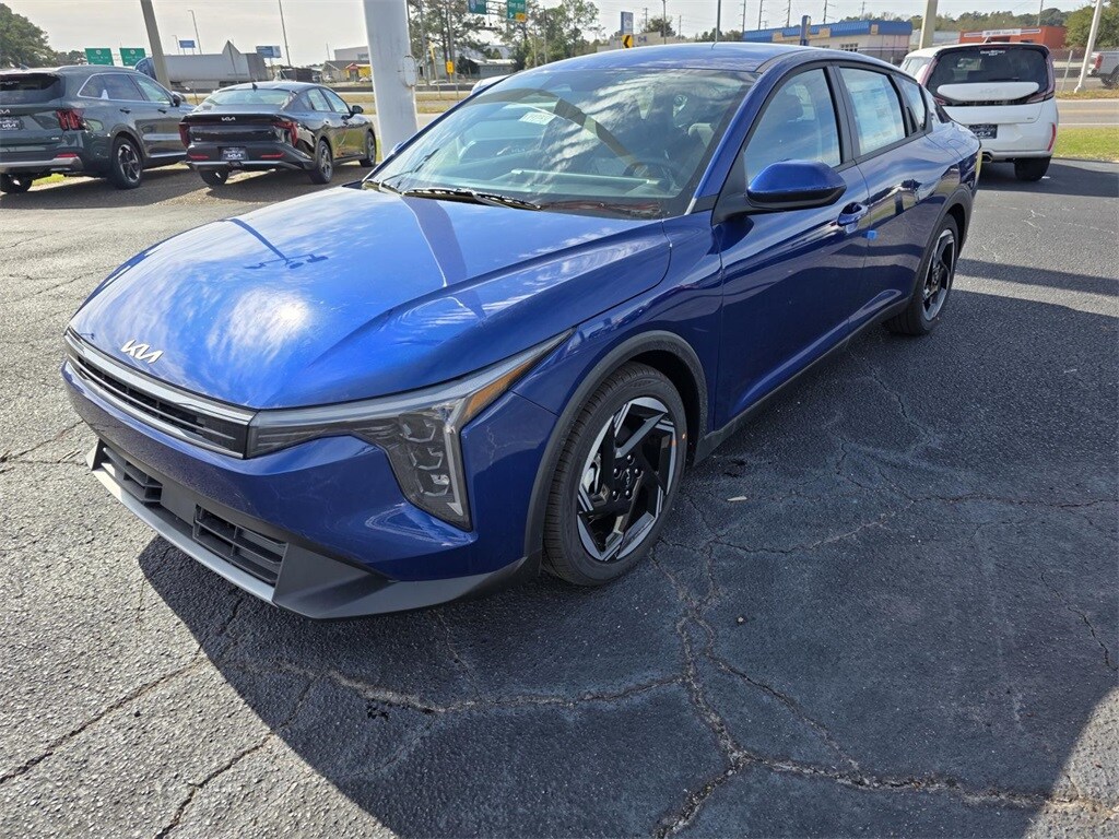 New 2025 Kia K4 EX Sedan