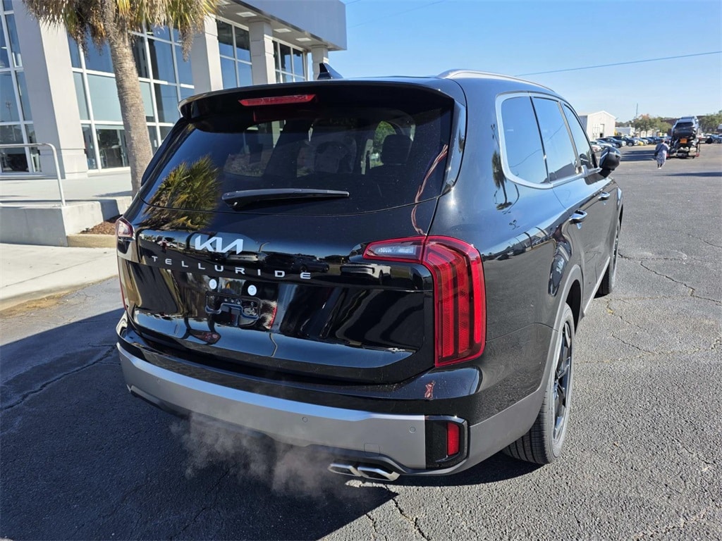 New 2025 Kia Telluride S SUV