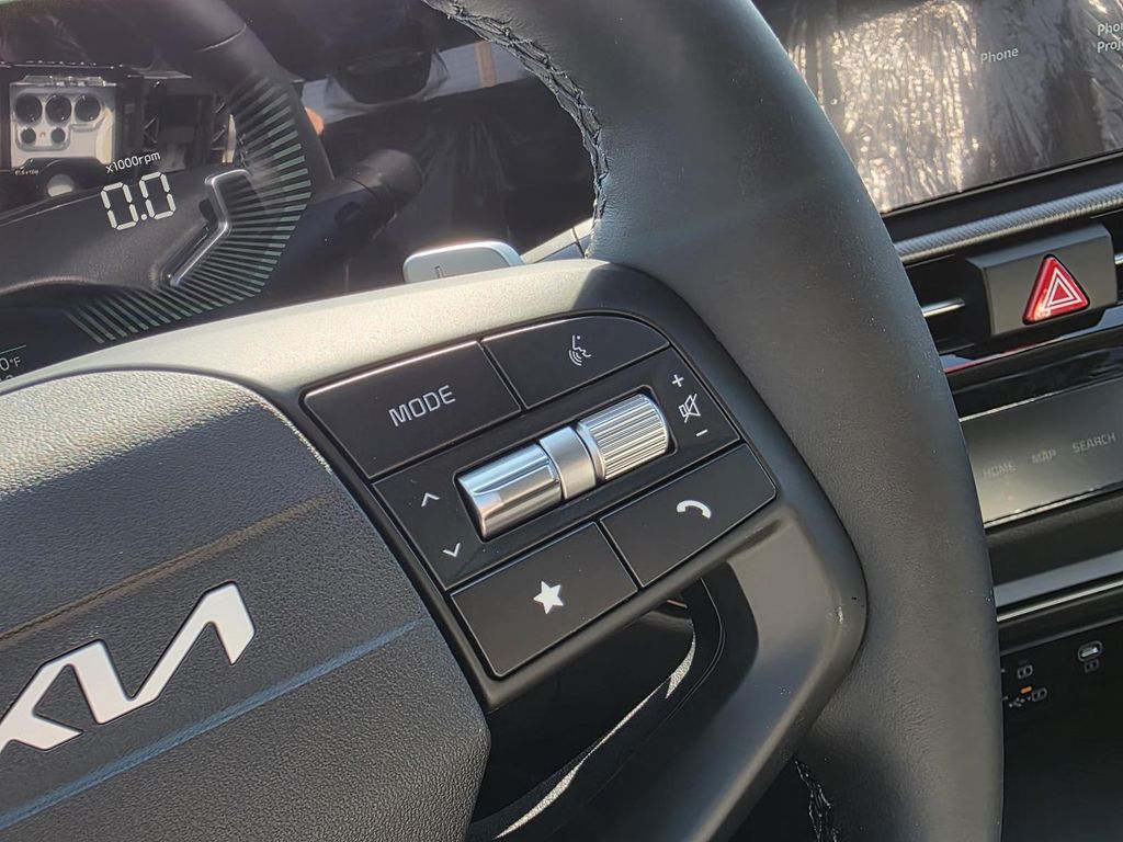 2026 Kia Sportage LX Hybrid - Photo 8