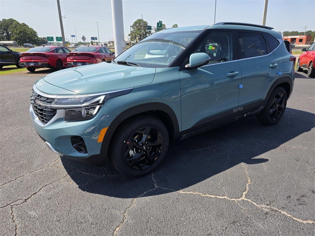 New 2026 Kia Seltos EX SUV