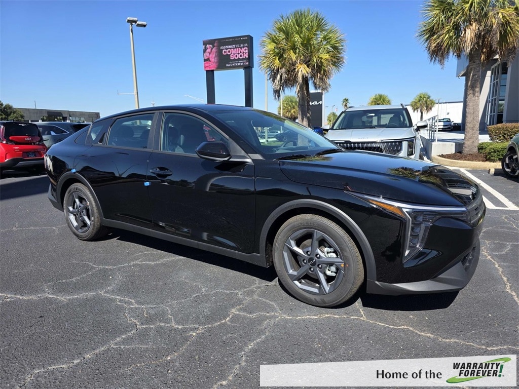 2025 Kia K4 LXS's photo