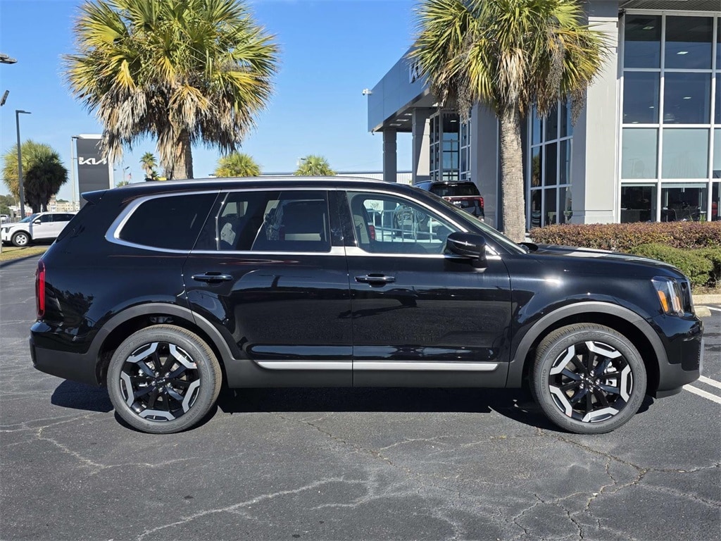 New 2025 Kia Telluride S SUV