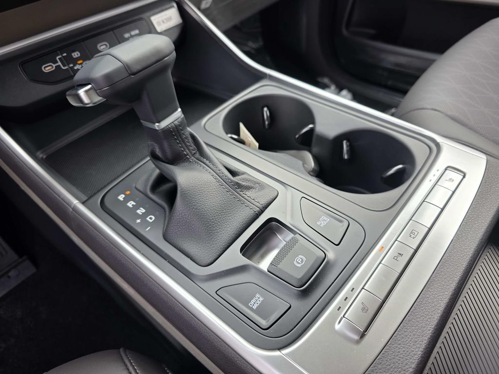 2026 Kia Carnival LXS - Photo 7