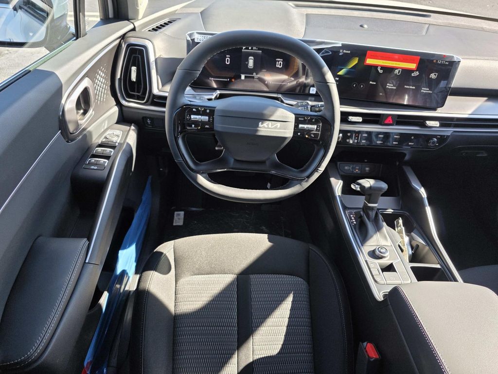 2026 Kia Sorento LX - Photo 6