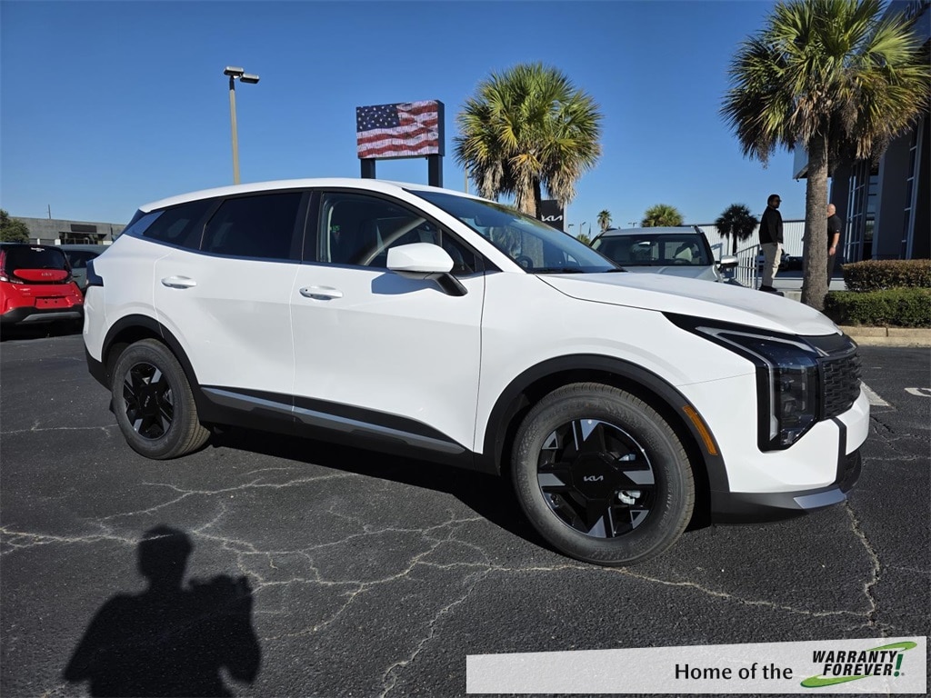 New 2026 Kia Sportage LX SUV