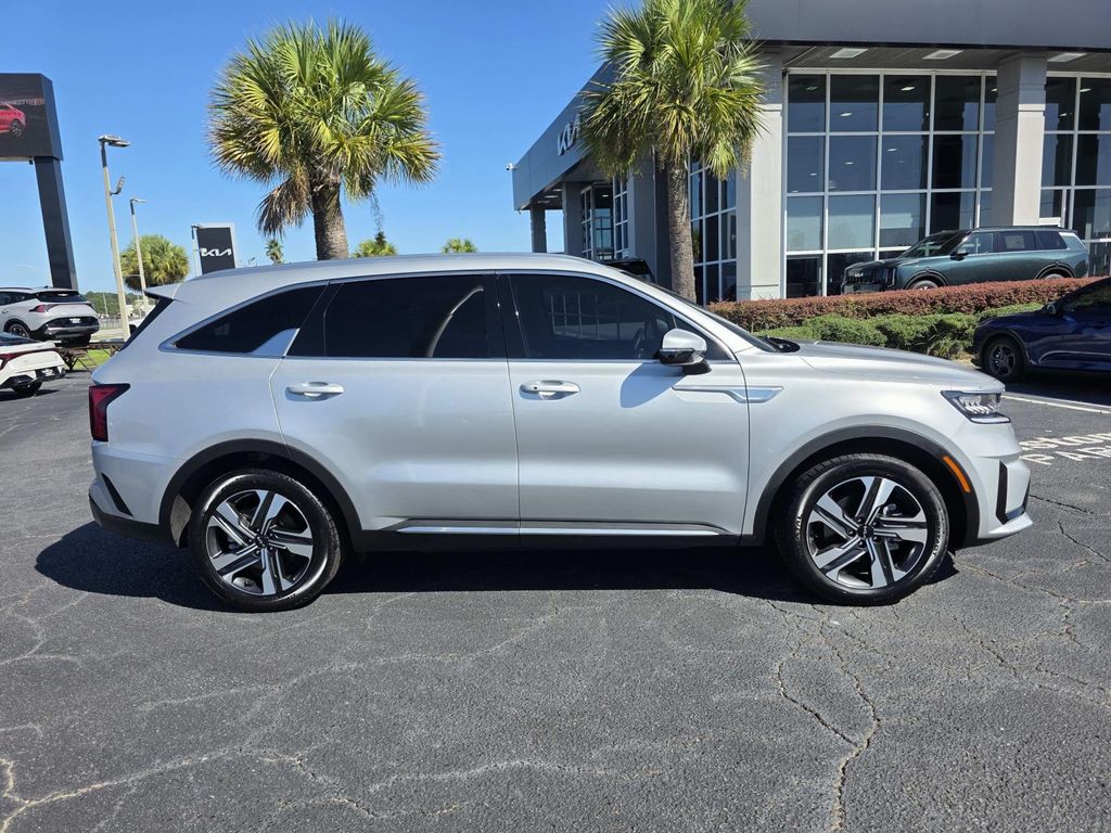 Used 2023 Kia Sorento Hybrid EX SUV