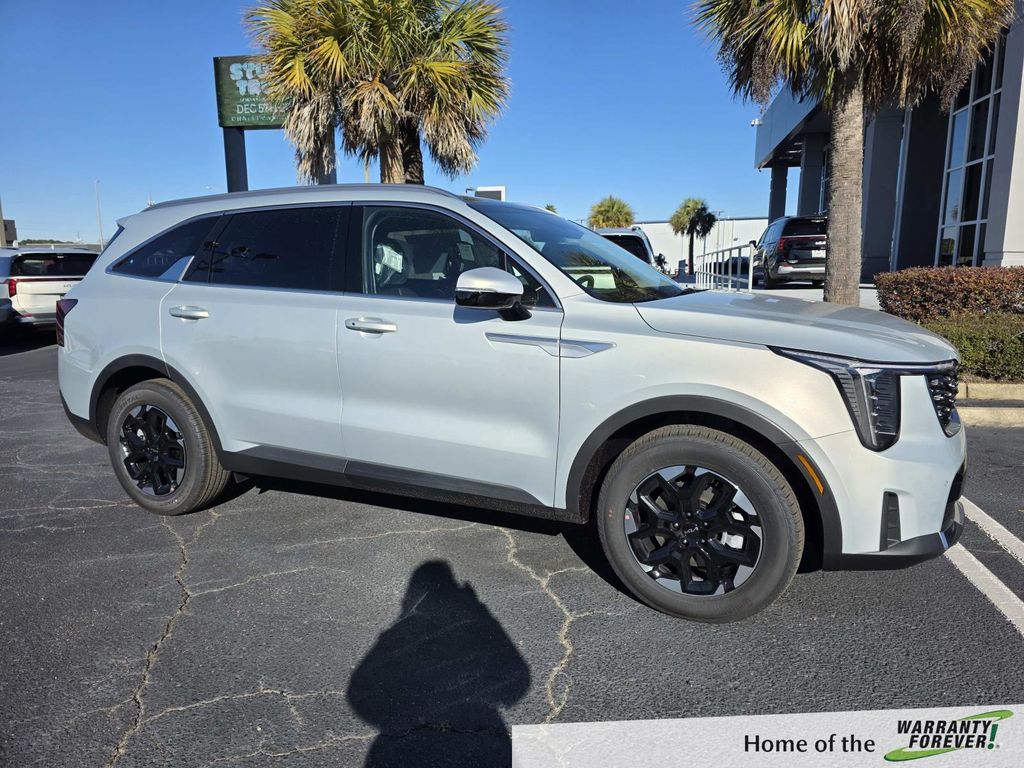 2026 Kia Sorento S AT's photo