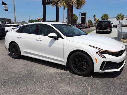 2025 Kia K5 LXS Sedan