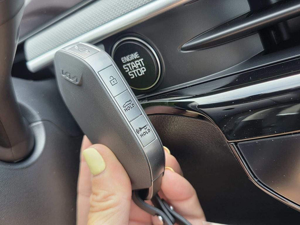2026 Kia K5 LXS - Photo 11