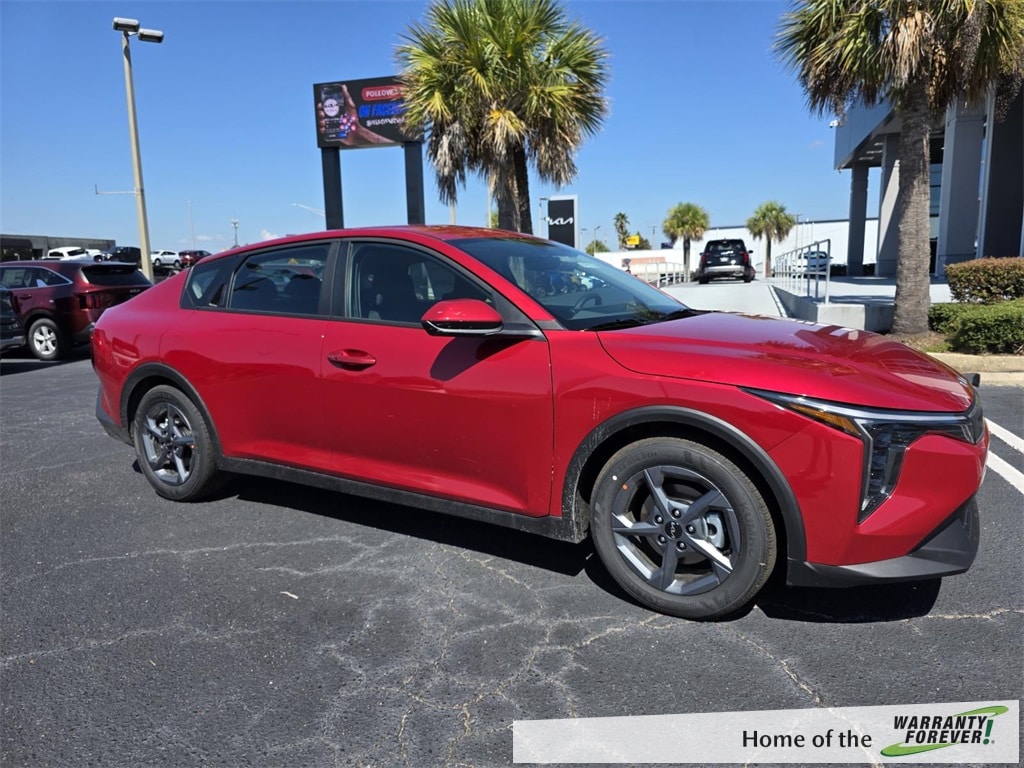 2025 Kia K4 LXS's photo