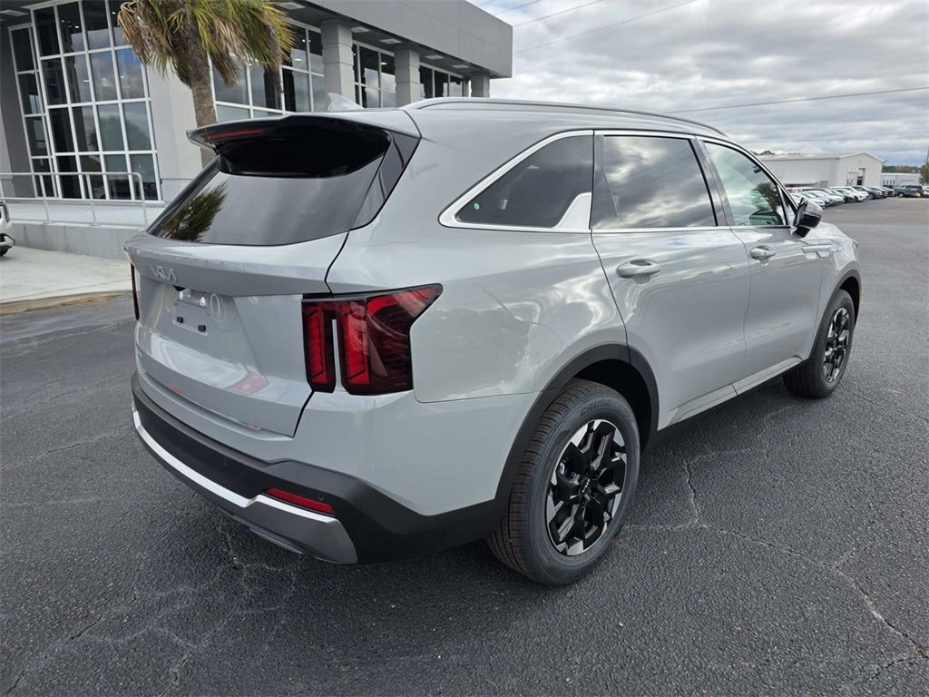 New 2026 Kia Sorento S SUV