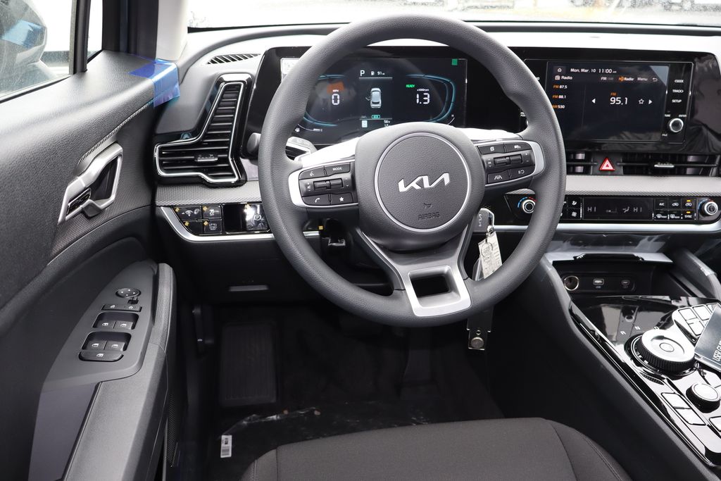 2025 Kia Sportage LX Hybrid - Photo 5