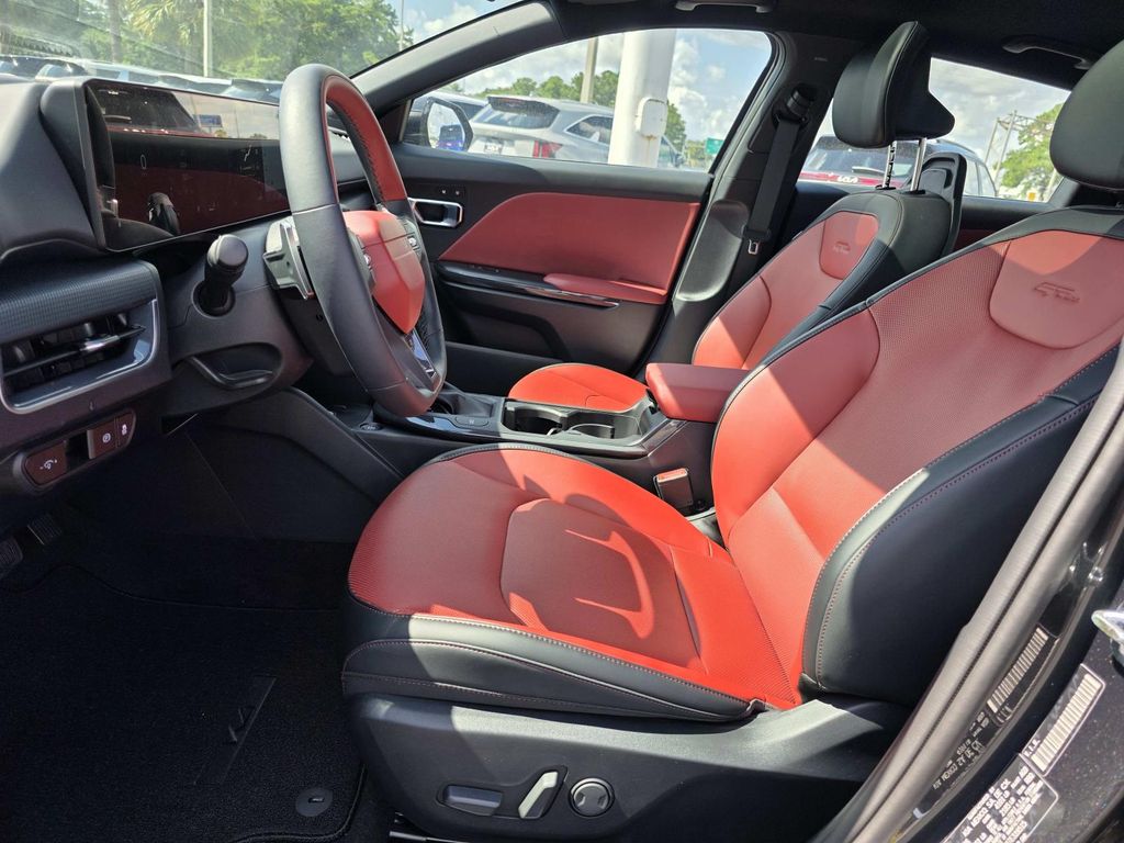2026 Kia K4 GT-Line - Photo 7