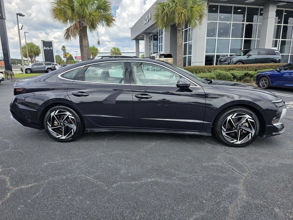 Used 2024 Hyundai Sonata SEL Sedan