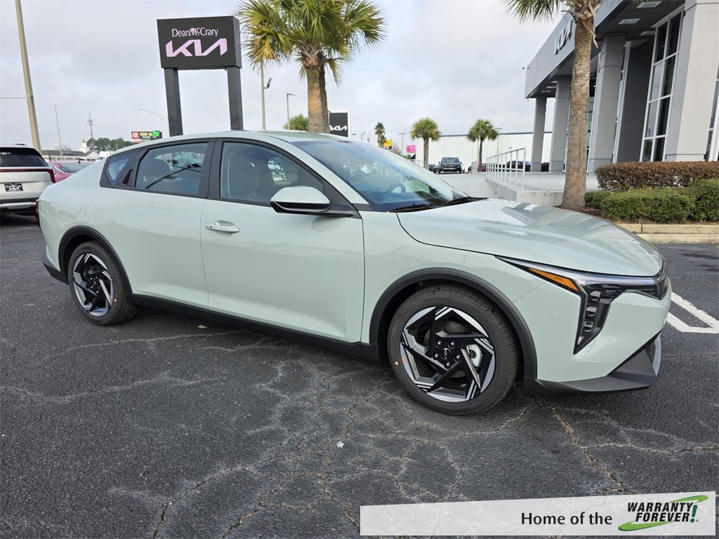 2025 Kia K4 EX's photo
